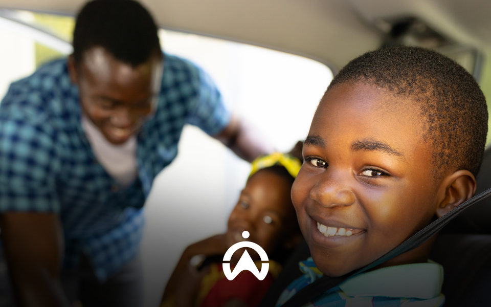 Dispositivos_de_Rastreamento_Veicular_para_Pais_e_Seus_Entes_Queridos